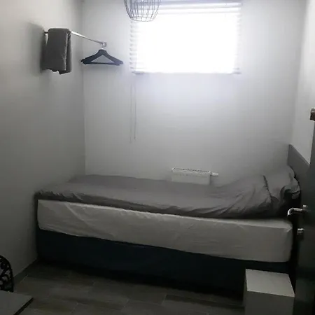מלון דירות Lux Suterena/basement Blizne Laszczynskiego